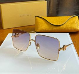 Picture of Loewe Sunglasses _SKUfw42427004fw